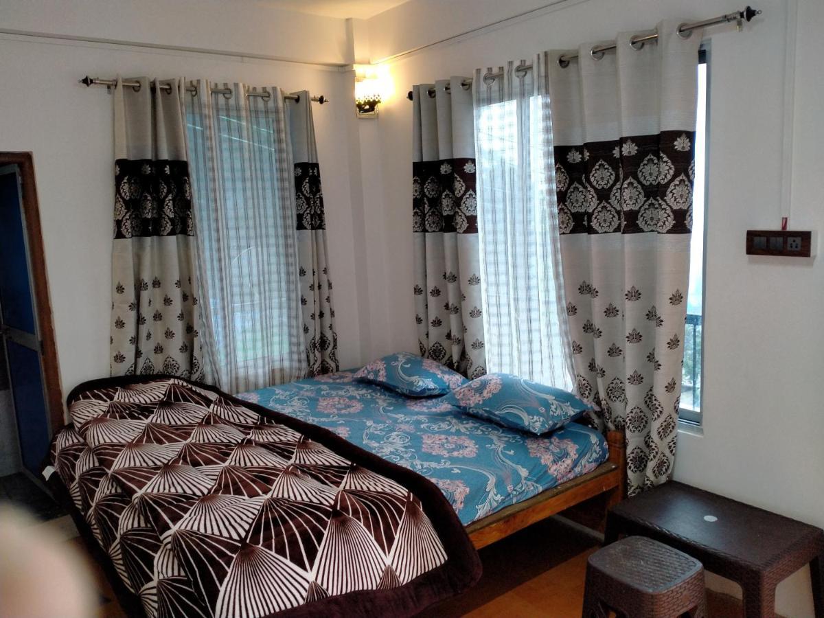 Ajit Homestay, Darjeeling ดาร์จีลิง ภายนอก รูปภาพ