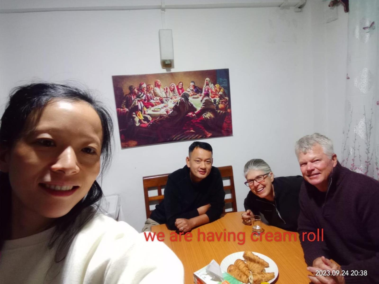 Ajit Homestay, Darjeeling ดาร์จีลิง ภายนอก รูปภาพ