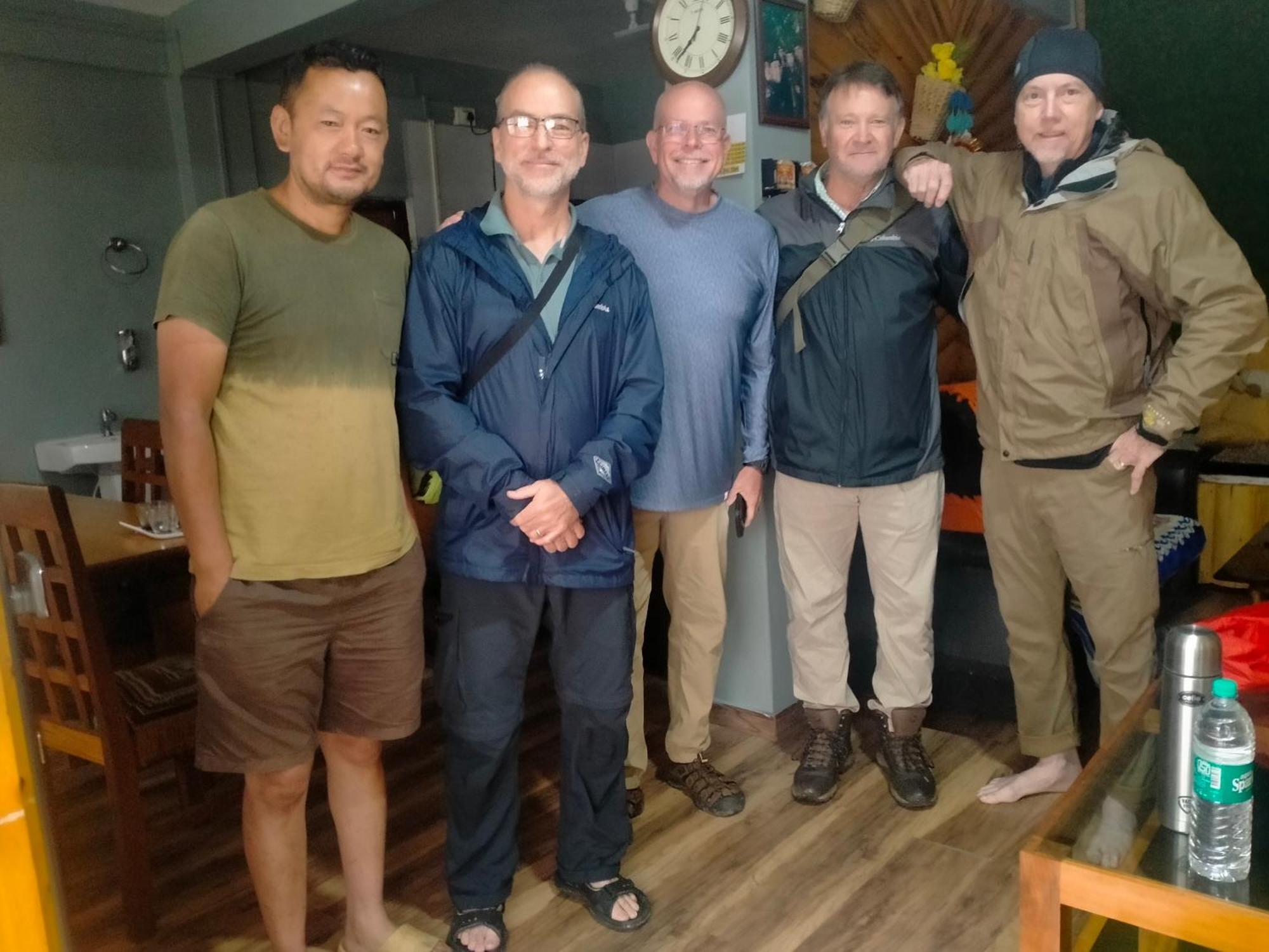 Ajit Homestay, Darjeeling ดาร์จีลิง ภายนอก รูปภาพ